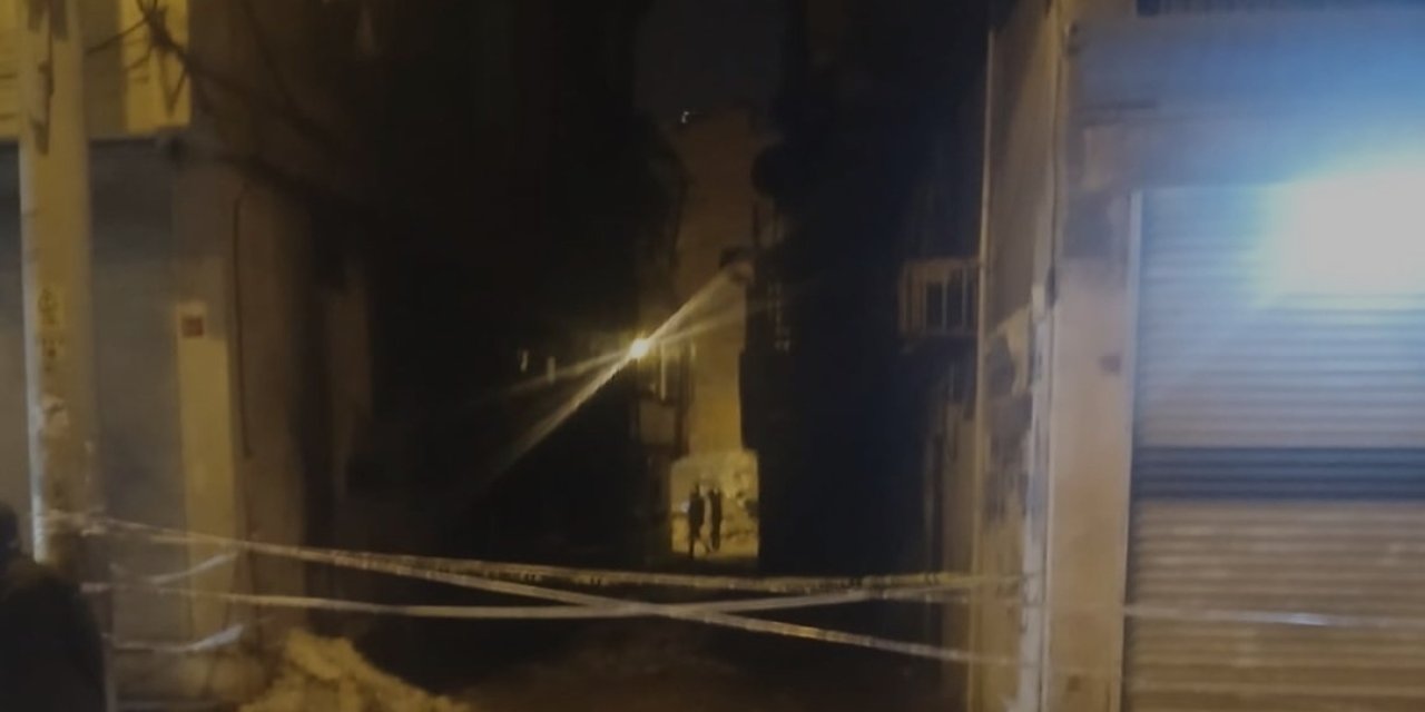 Diyarbakır Bağlar'da apartmanın taşıyıcı kolonu patladı: 83 Kişi Tahliye Edildi