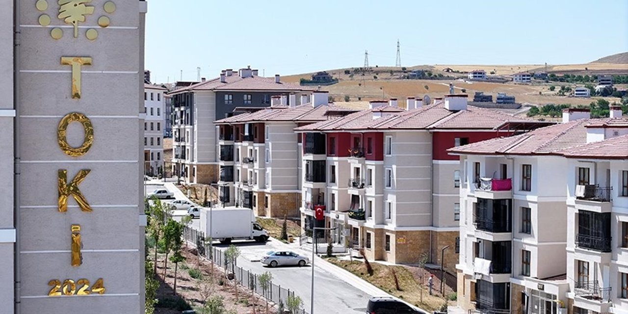 TOKİ sosyal konut projesinde kura çekilmeden zam yapıldı