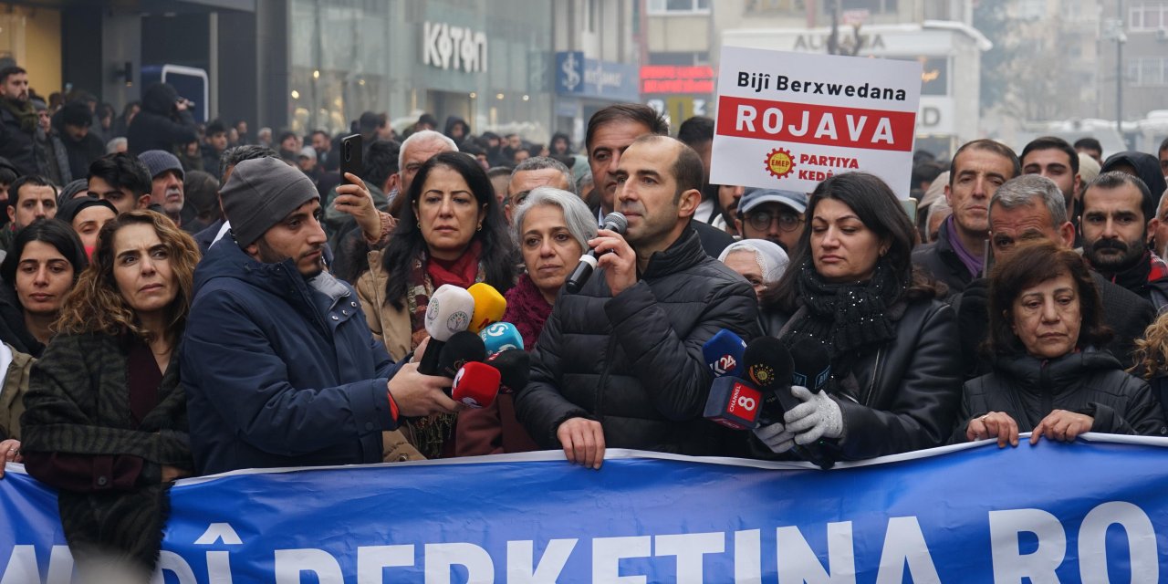 Diyarbakır’da Halep protestosu