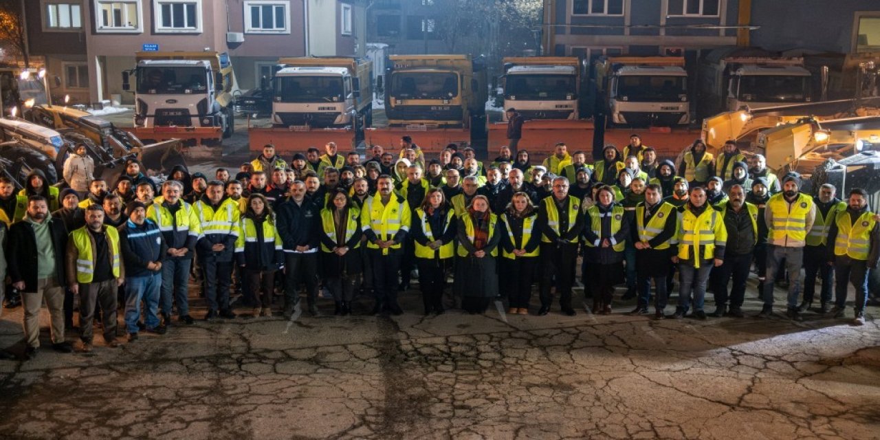 Meteoroloji uyardı, Diyarbakır'da kar seferberliği: 280 araç, 1500 personel sahada