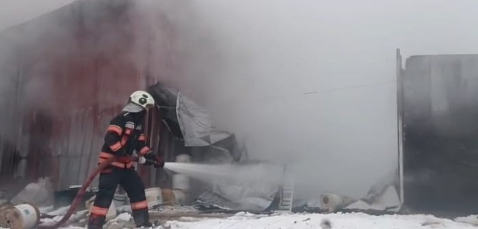 Şantiye deposunda yangın