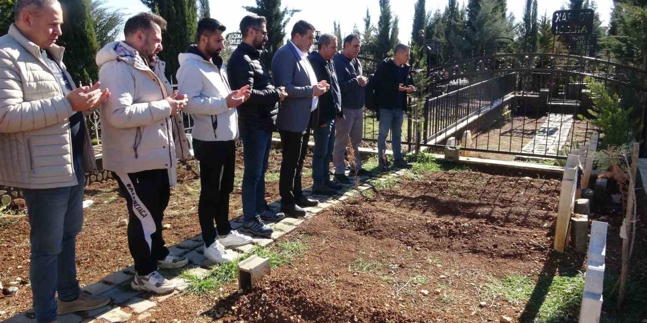 Asrın felaketinde hayatını kaybeden gazeteciler anıldı