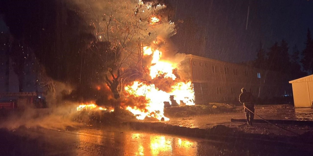 Hatay’da şantiye yangını paniğe neden oldu