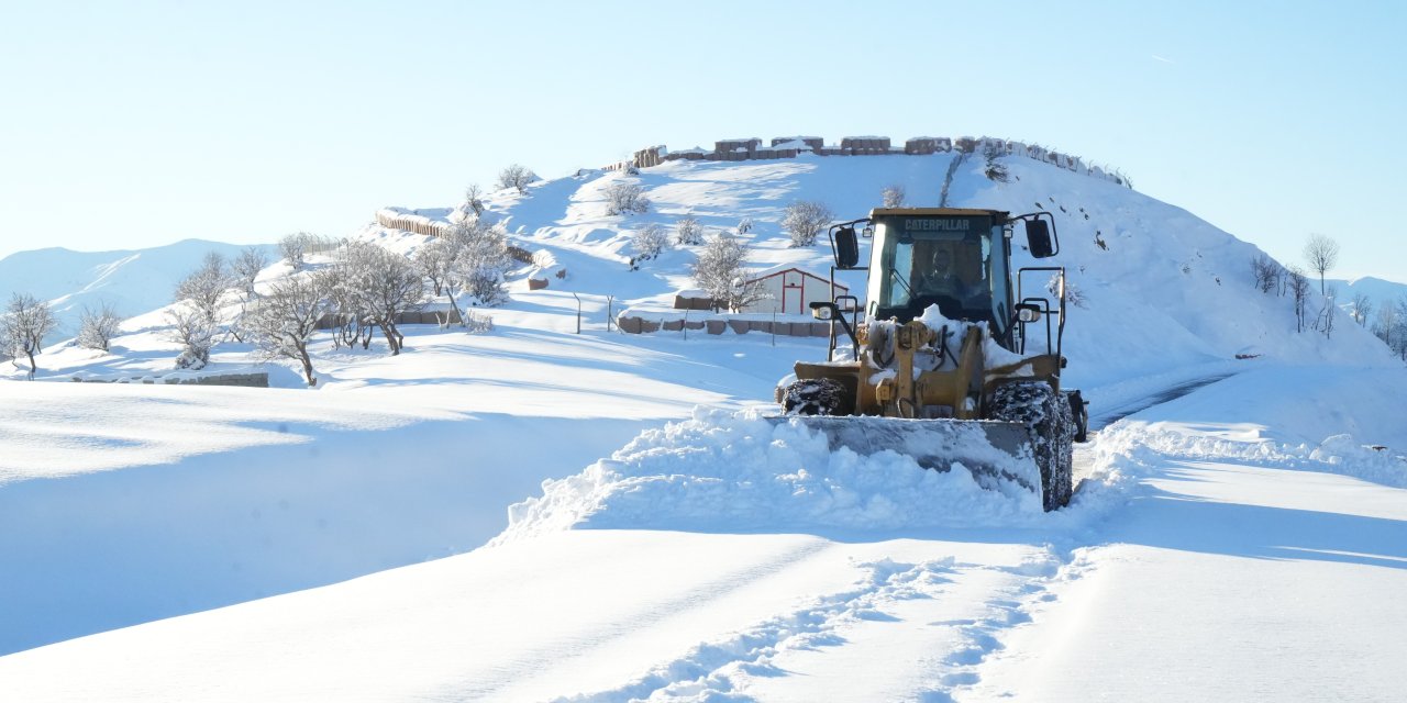 Muş’ta 181 köy yolu ulaşıma kapandı