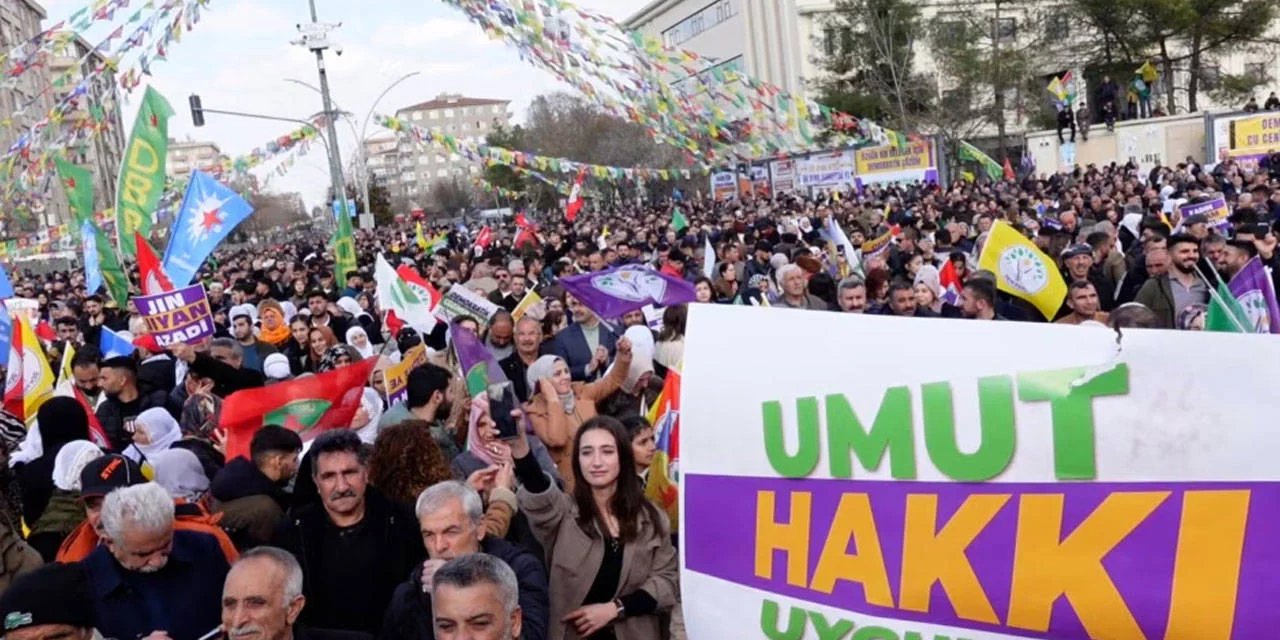 Valilik Diyarbakır'da Öcalan Yürüyüşü'nü yasakladı: DEM Parti'den açıklama geldi