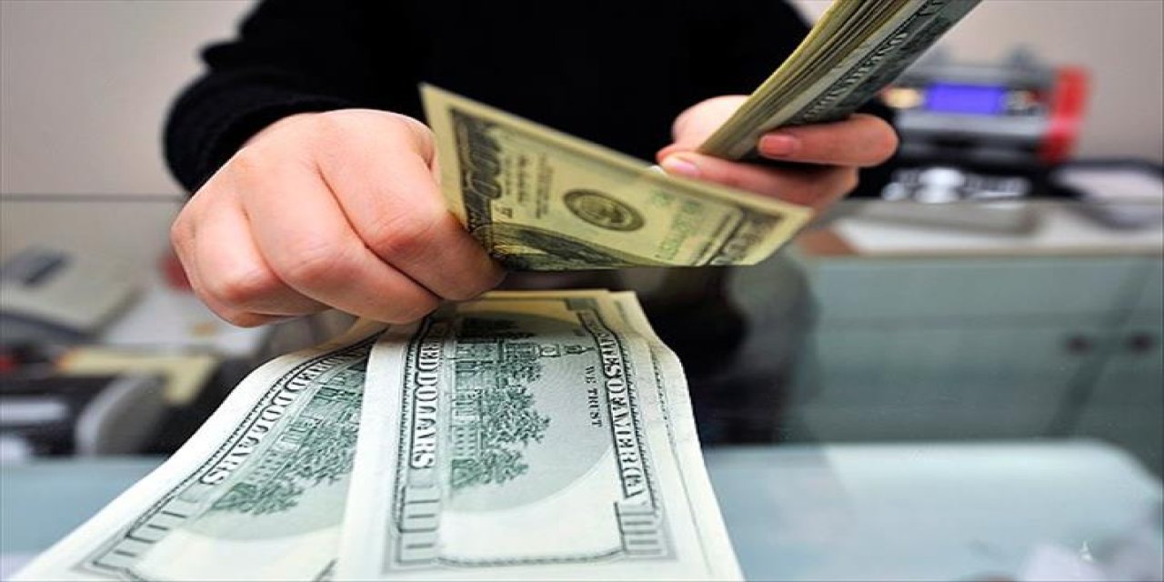 Dolar ve Euro güne yükselişle başladı