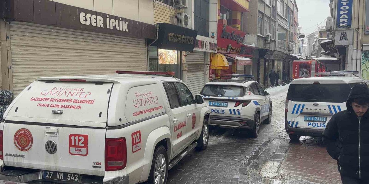 Gaziantep’te depo yangını