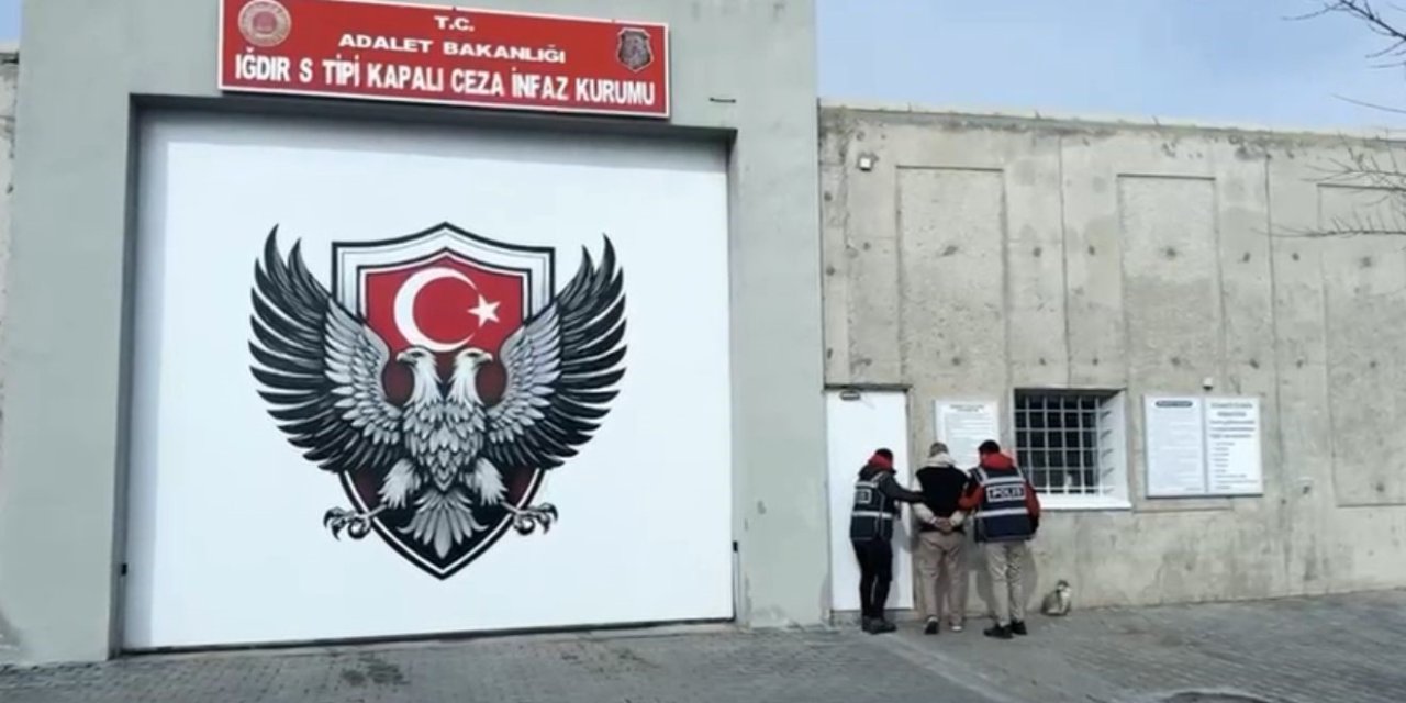 Cinayet hükümlüsü sınır kapısında yakalandı