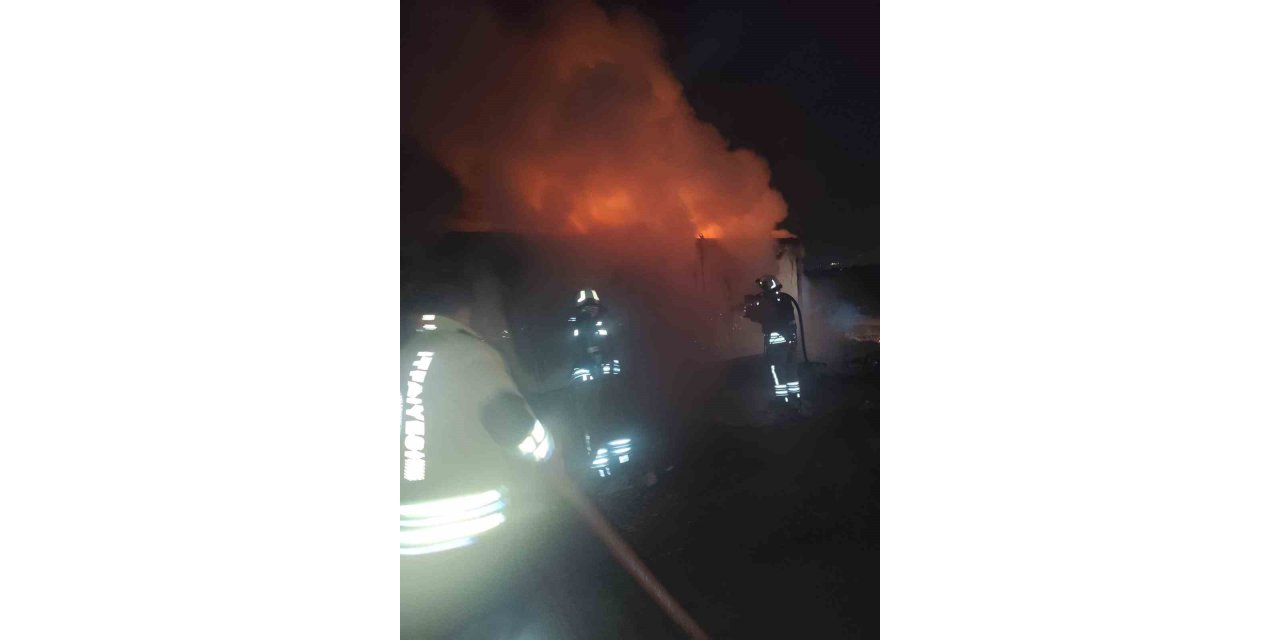 Hatay’da konteynerde yangın çıktı