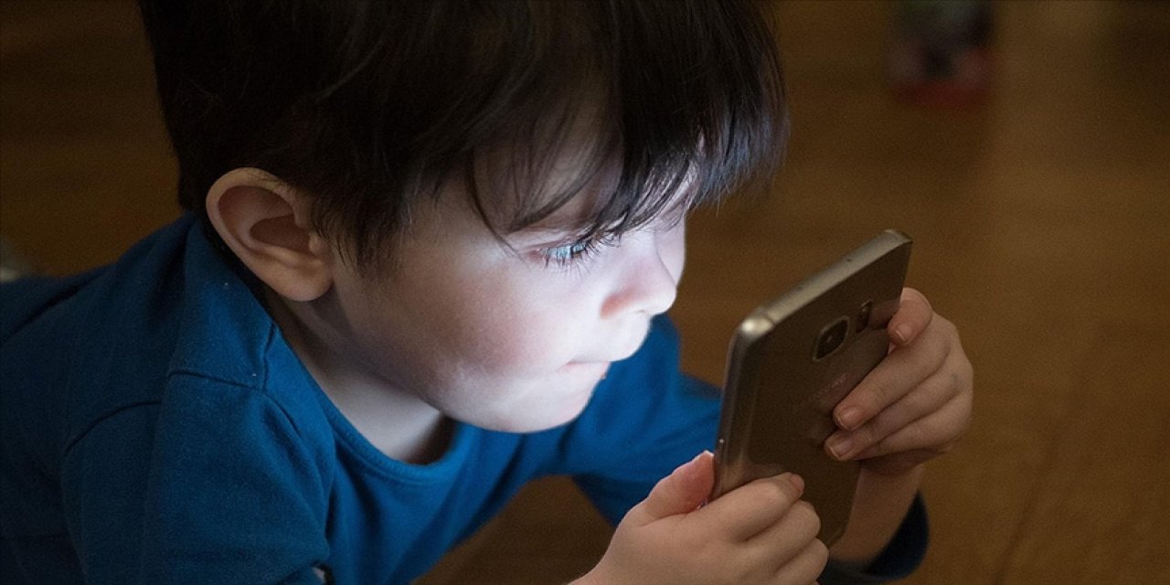 Bakanlıktan çocuklar için ekran süresi uyarısı