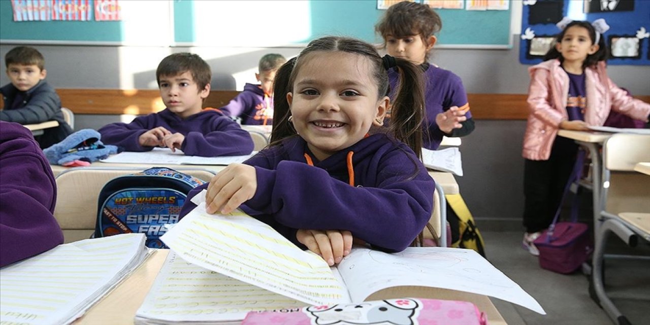Okullarda ikinci dönem yarın başlıyor