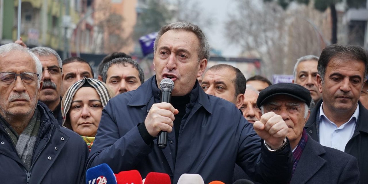 Bakırhan: "Kürtler eşit ve onurlu bir yaşam istiyor"