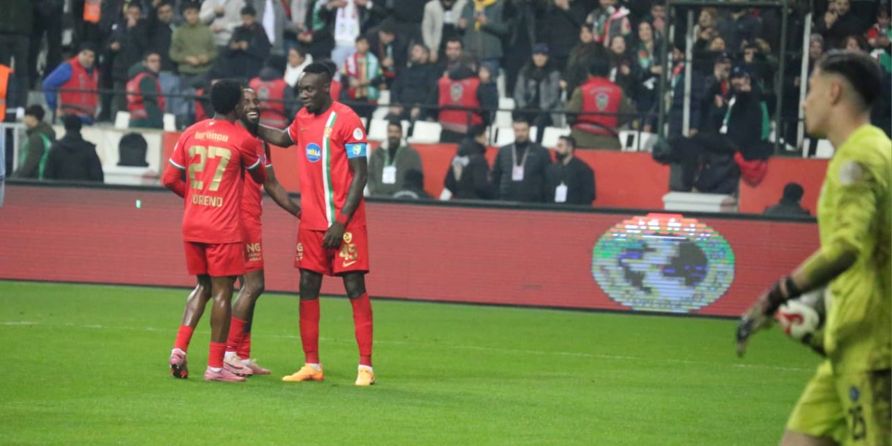 Amedspor'da "King Kong" şov: 4-0