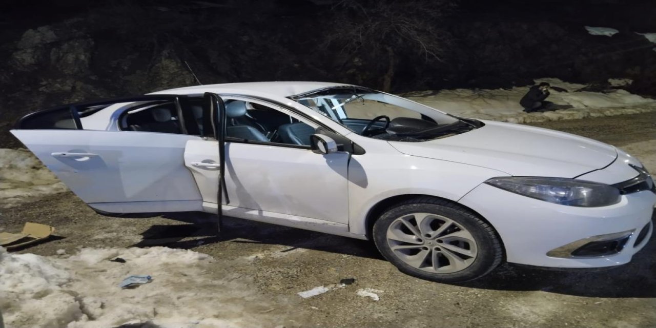 Araç içerisinde patlama: 3 yaralı