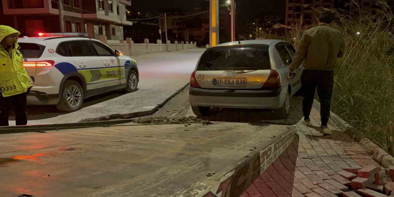 İş yerinde bıçaklı kavga: 2 yaralı, 4 gözaltı