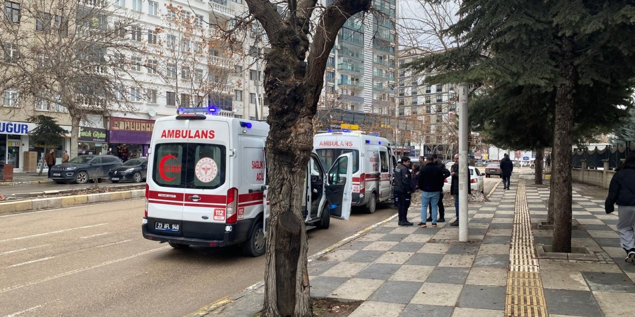 Elazığ'da kavga: 2 yaralı