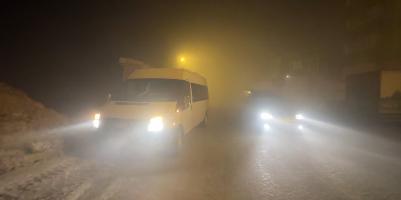 Yüksekova’da yoğun sis