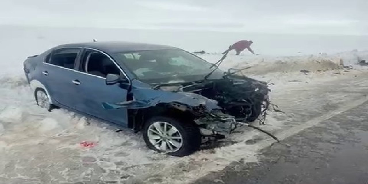 Otomobil ile tır çarpıştı: 2 yaralı