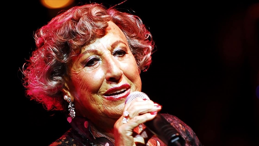 Türk sanat müziğinin "efsane" sesi: Müzeyyen Senar