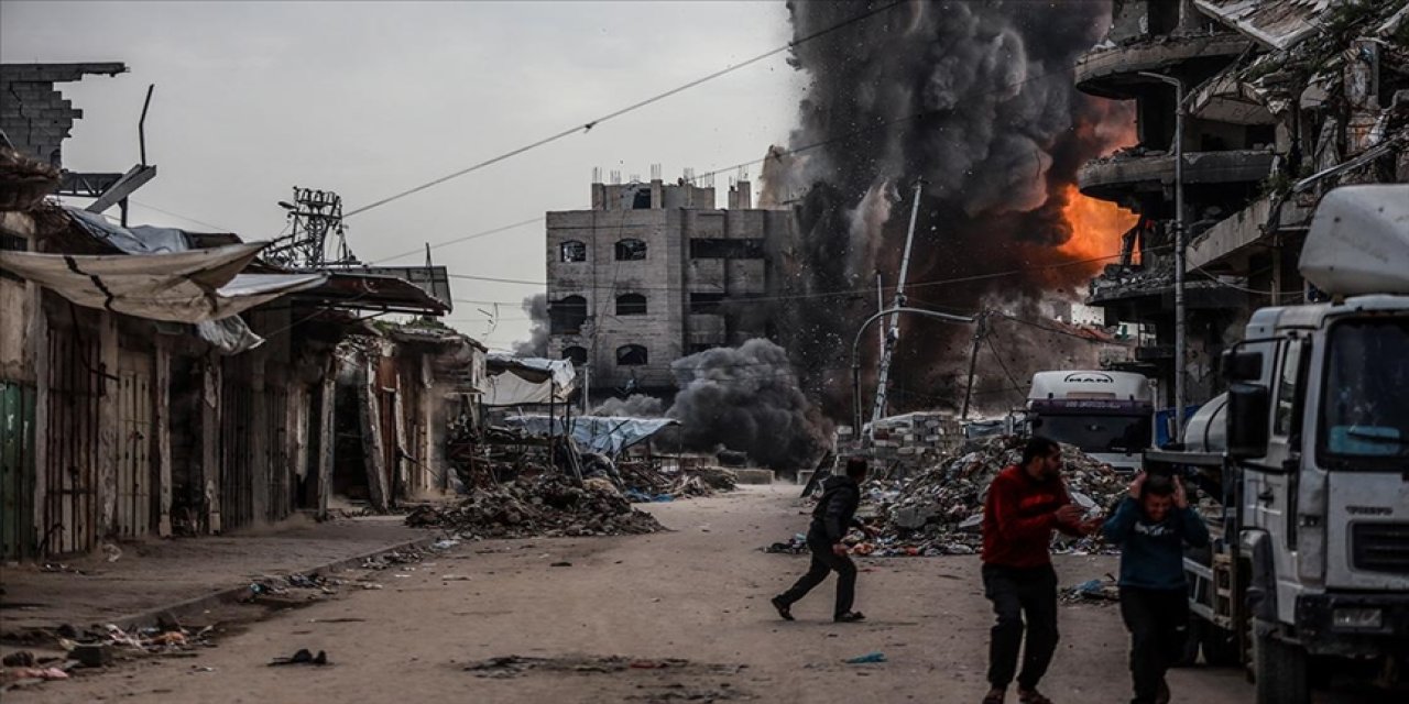 Gazze’de ateşkese rağmen saldırılar sürüyor