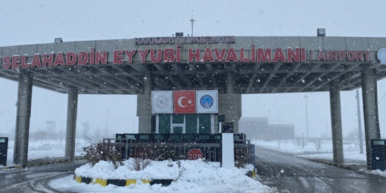 Yüksekova’da uçuşlar sis nedeniyle iptal edildi