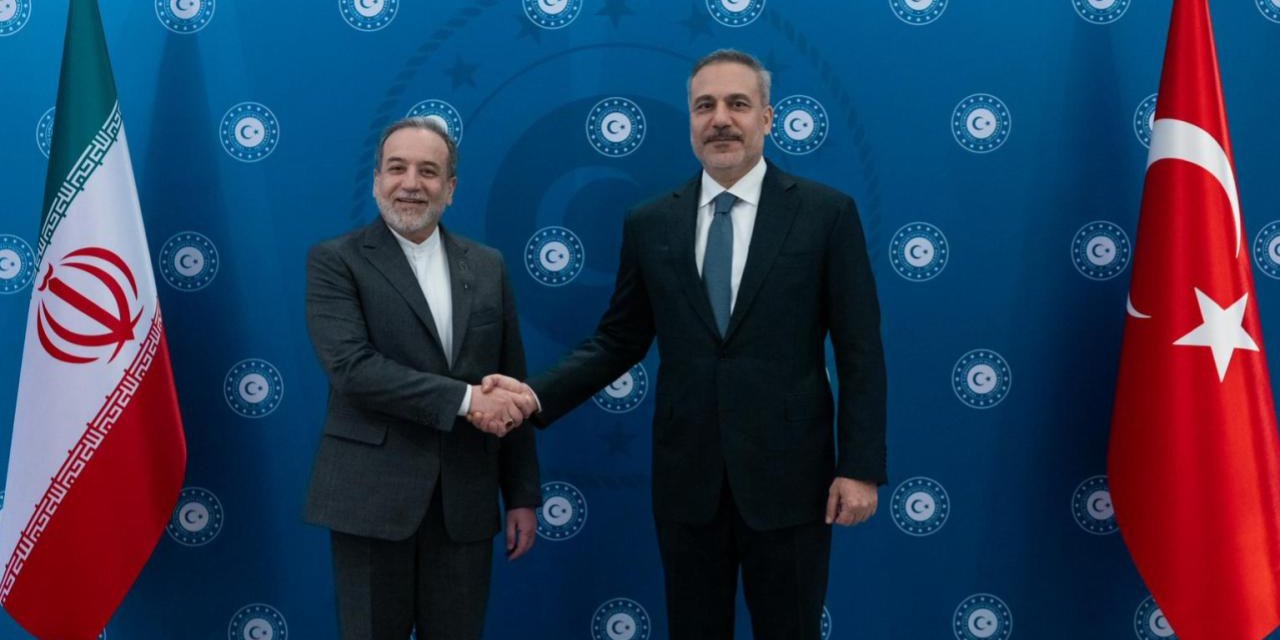 Dışişleri Bakanı Fidan İranlı mevkidaşıyla görüştü