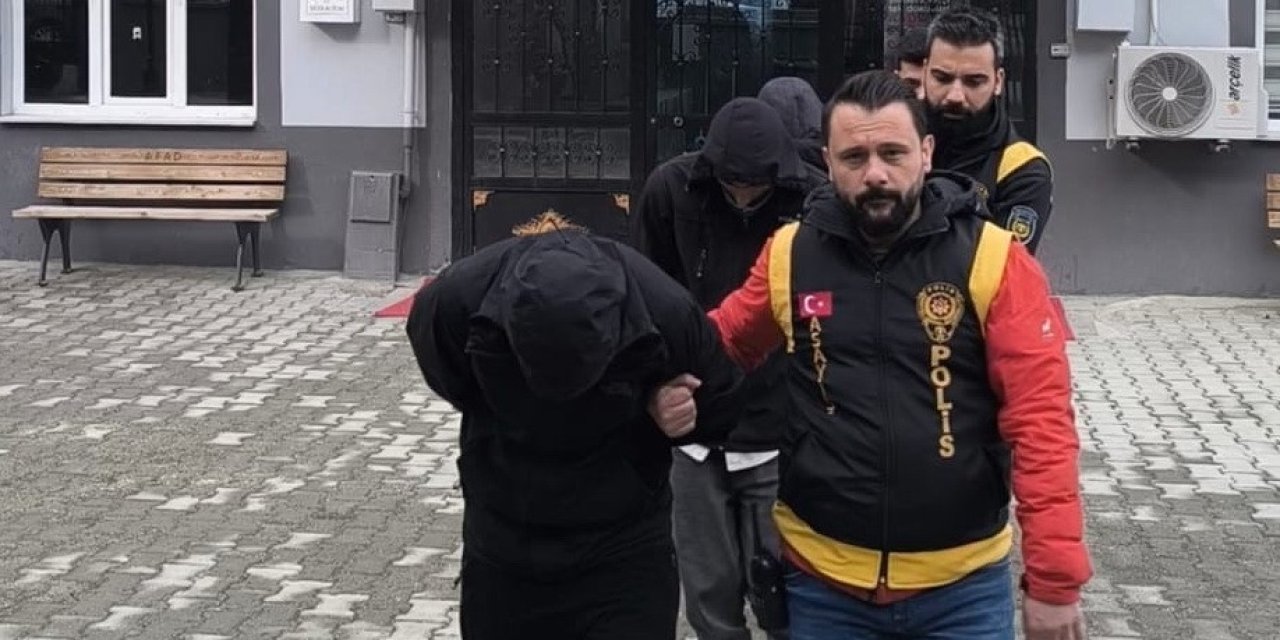 Emekli maaşını çalan hırsızlar yakalandı