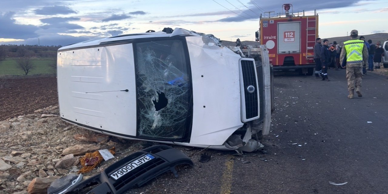 Mardin’de iki araç çarpıştı: 4 yaralı