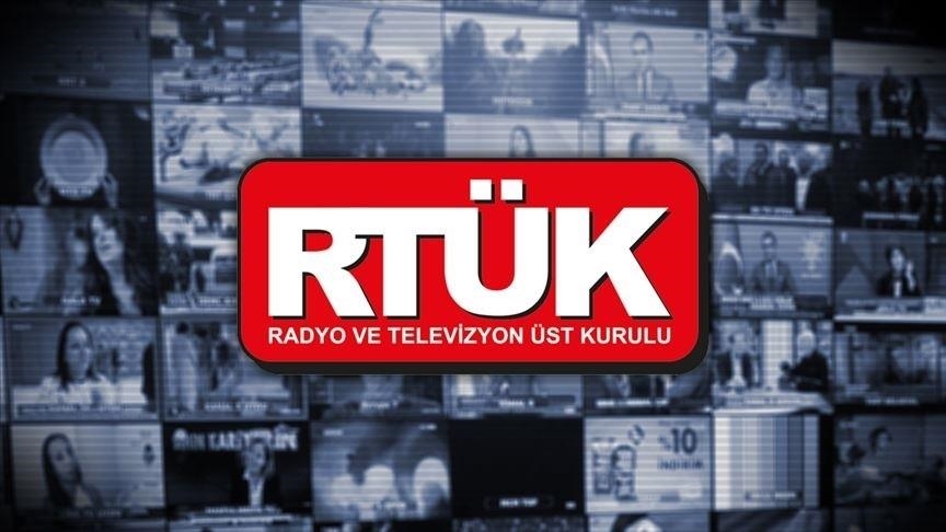 RTÜK'ten ebeveynler için zorbalık davranışlarını tanıma rehberi