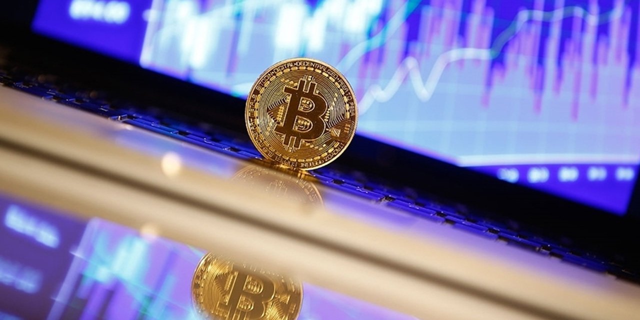 Kripto piyasasında sert dalgalanma: Bitcoin tutunmaya çalışıyor