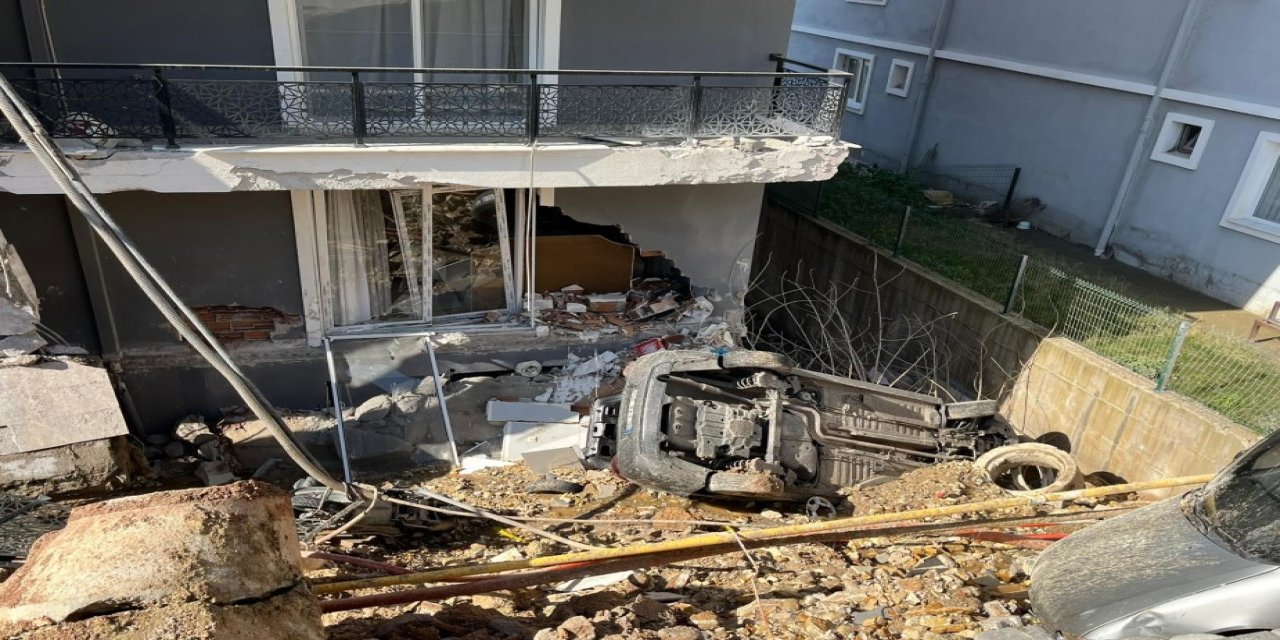 İstinat duvarı çöktü: 151 kişi tahliye edildi