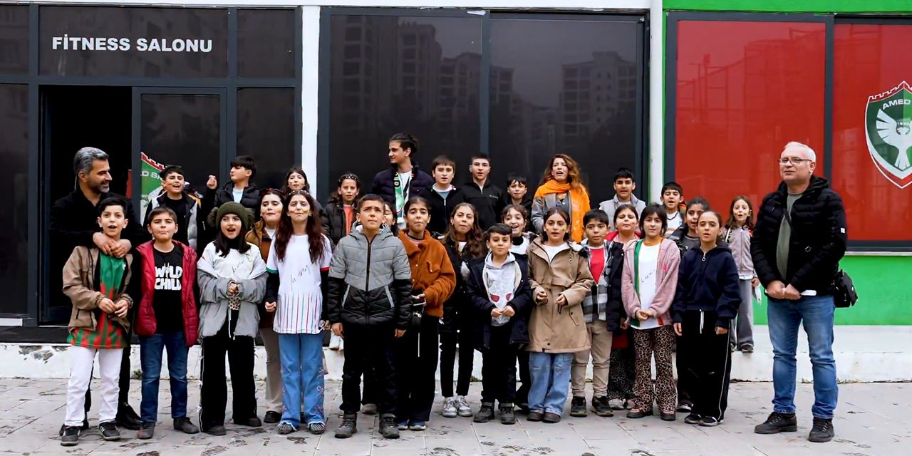 Amedspor’dan kritik maç öncesi taraftara uyarı: “Sahaya madde atma, attırma”