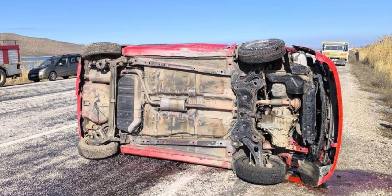 Otomobil takla attı: 1 ölü, 2 yaralı