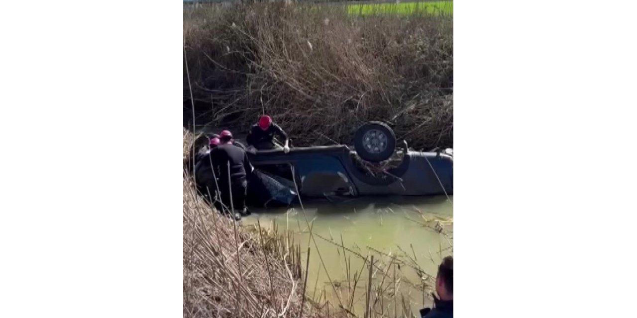 Kamyonet dereye uçtu: 1 ölü