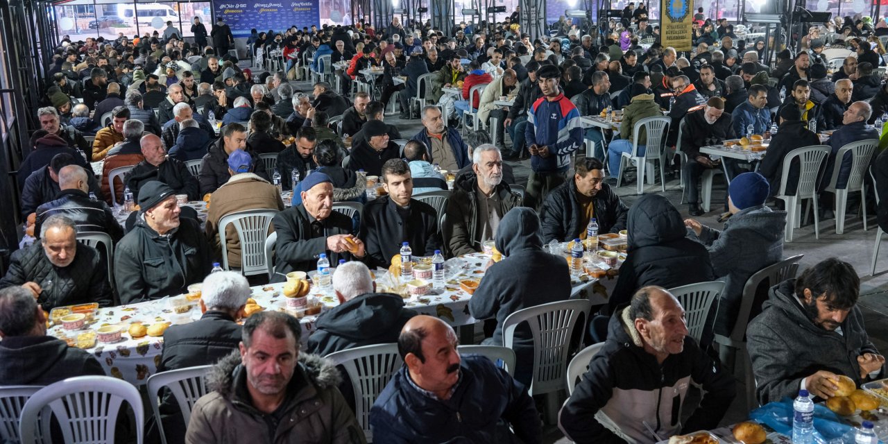 Diyarbakır’da iftar çadırlarına yoğun ilgi