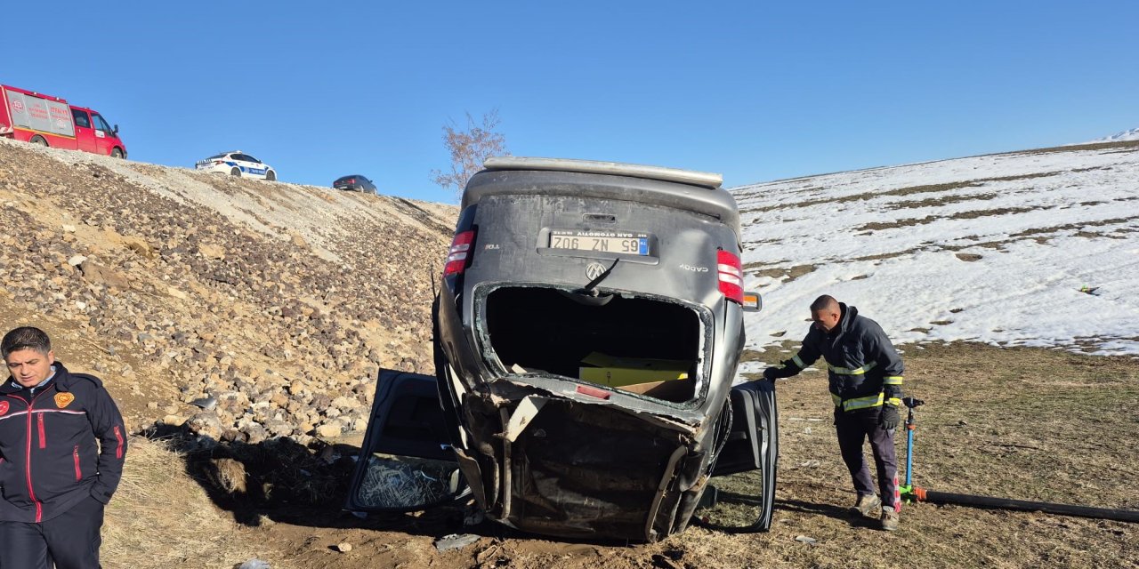 Van'da trafik kazası: 3 yaralı