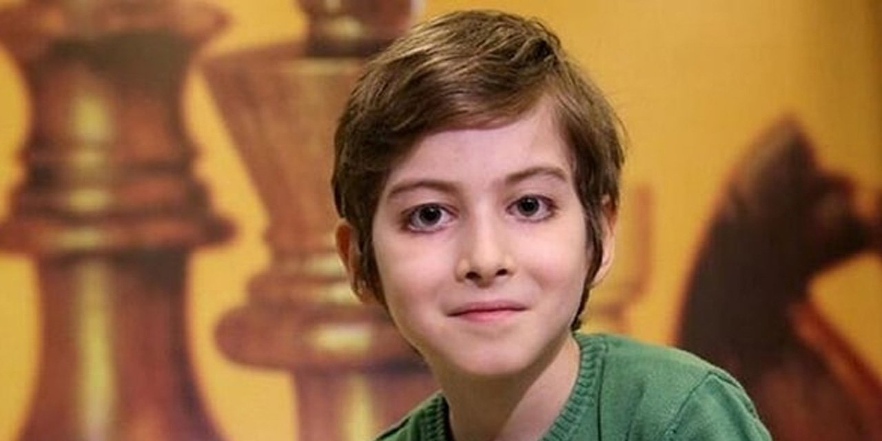 Filozof Atakan yıllar sonra ortaya çıktı: 17 yaşındaki hali gündem oldu