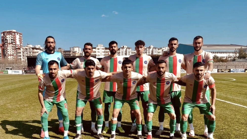 Diyarbakır Büyükşehir Belediyespor’dan Siverekspor’a darbe