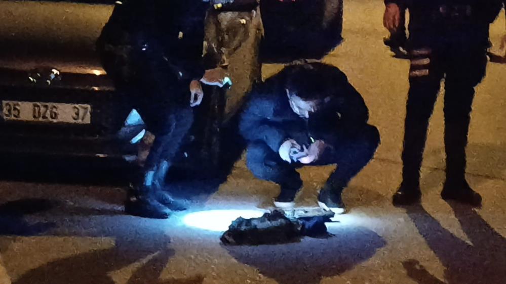 Bir kişi uzun namlulu silahla rastgele ateş açtı: 2 yaralı