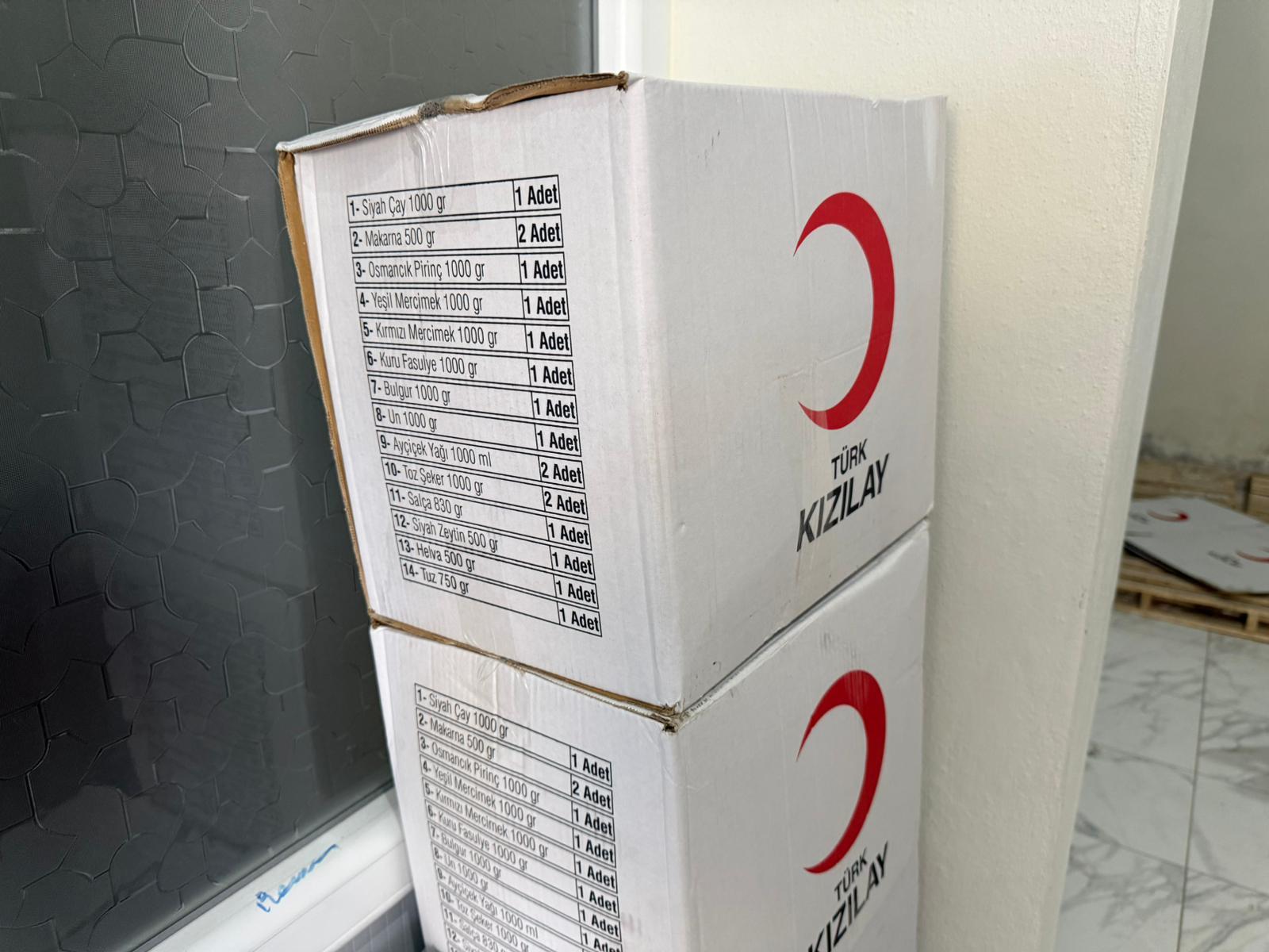 Kızılay’dan Çermik’te ihtiyaç sahibi ailelere gıda desteği