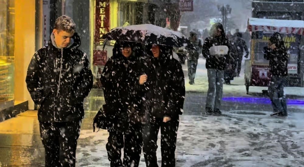 Meteorolojiden buzlanma, don ve çığ uyarısı