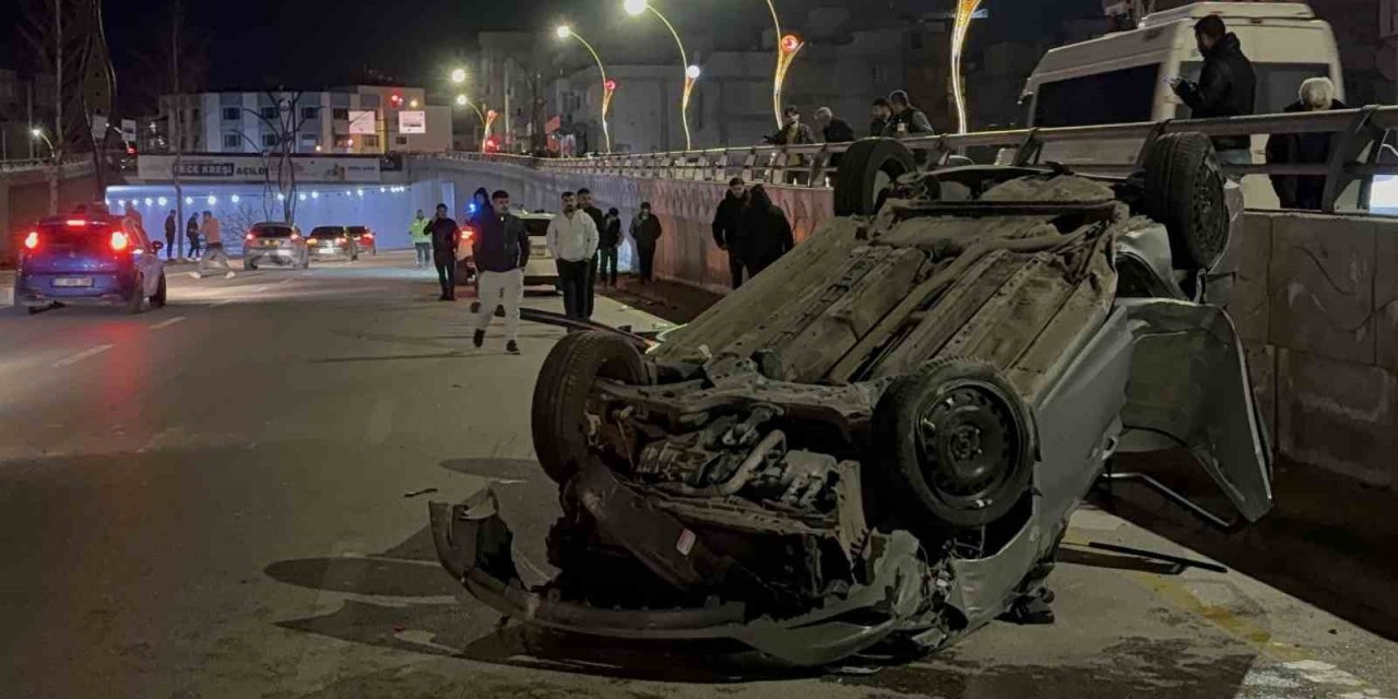 Gaziantep’te otomobil takla attı: 2 yaralı