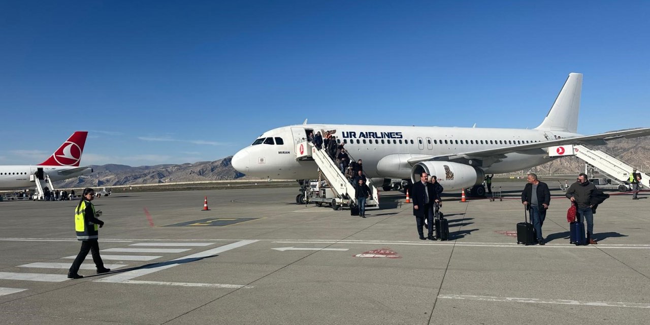 Irak’a gidemeyen uçaklar Şırnak’a yönlendirildi