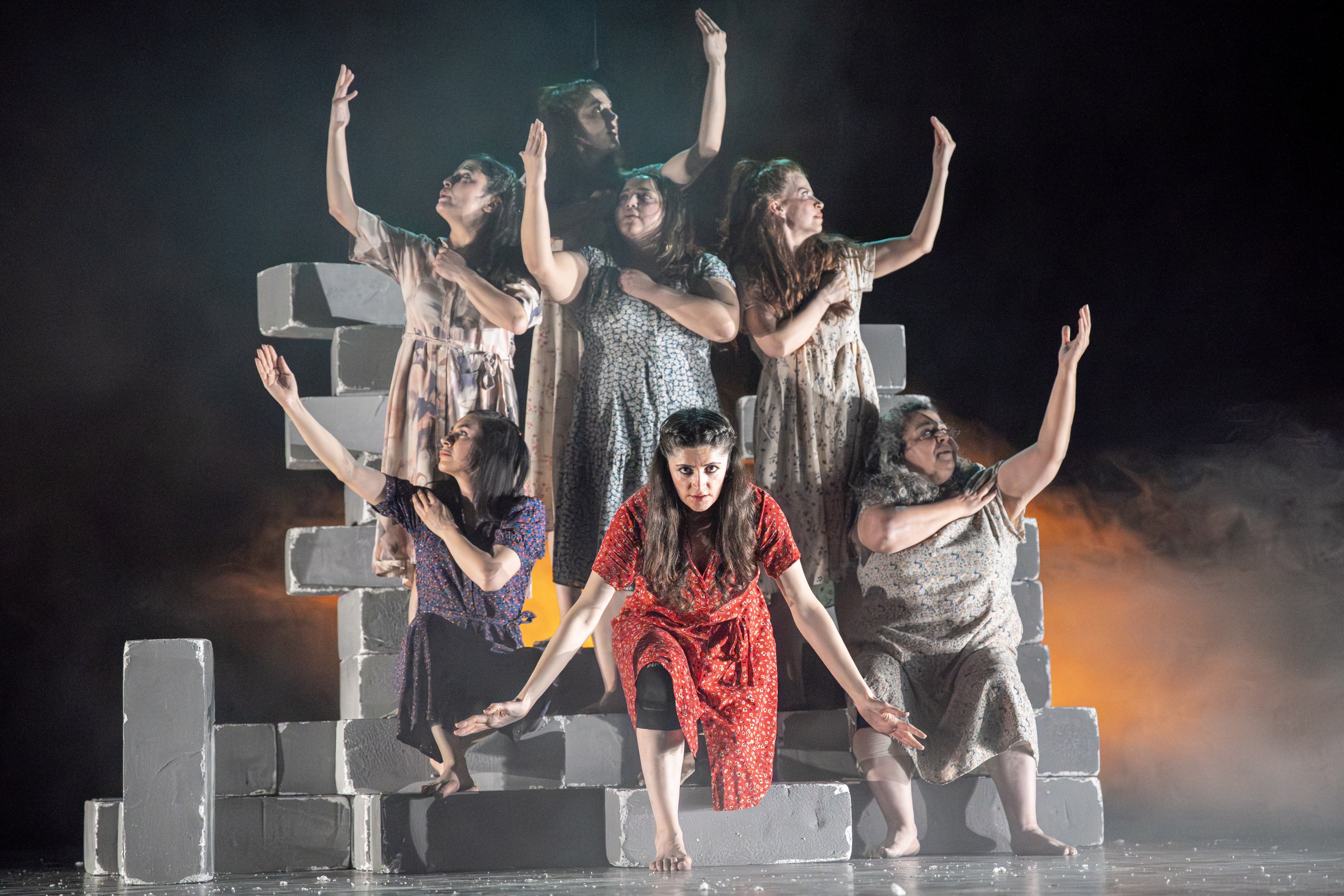 Diyarbakır'da kadınlar "Jîn" oyununda buluştu