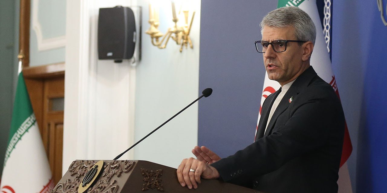 İran Dışişleri Sözcüsü: "ABD ve İsrail, sivil bölgeleri kasten hedef alıyor"