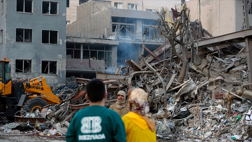 İran Kızılayı: ABD-İsrail saldırılarında 4 binden fazla sivil bina zarar gördü
