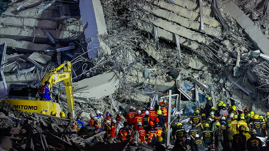 Doğal afet kaynaklı ölümlerin yarısından fazlasına depremler yol açıyor