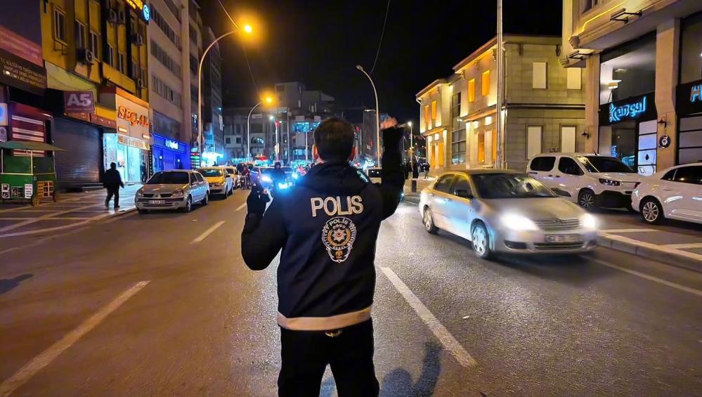 Urfa'da 63 şahıs yakalandı