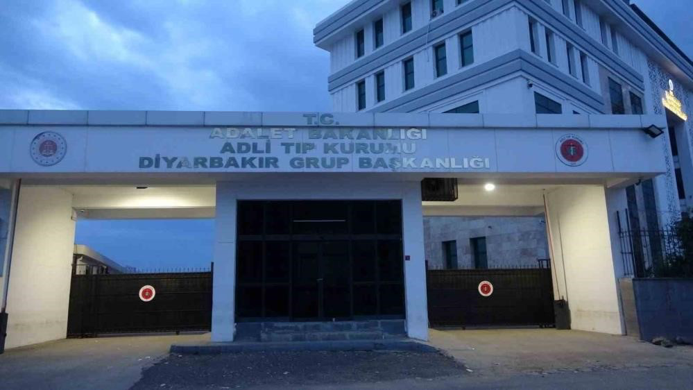 Diyarbakır’da iki aile arasında kavga: 1 ölü, 3 yaralı