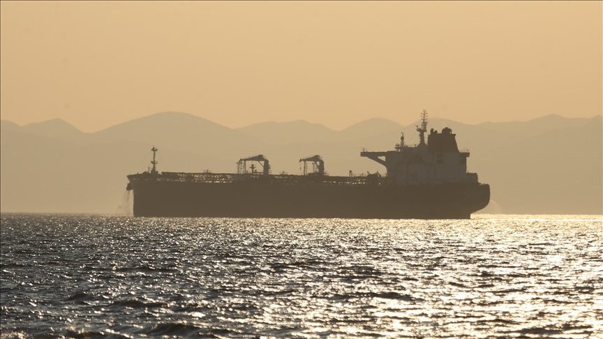 Dünyadaki petrol talebinin yüzde 70'i stratejik boğazlardan taşınıyor
